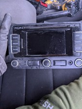VOLKSWAGEN TOURAN 1T 2010-2015