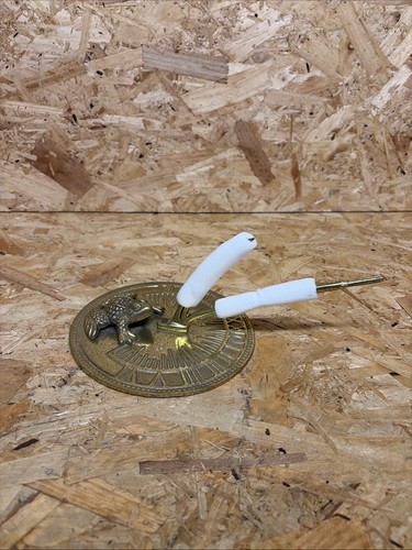 Toad bullrush sundial 160mm - &,