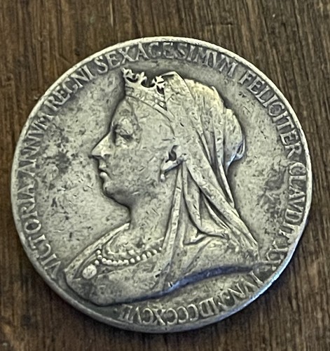 Queen victoria diamond - victoria,
