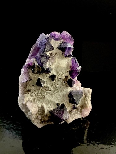 Deep purple octahedral - purple,