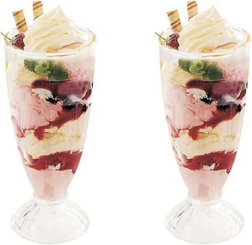 Ice cream dessert - 2, glasses