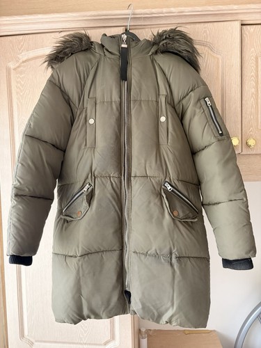River island size - river, 12