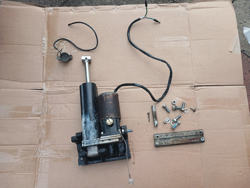 Mercury 90hp outboard power - 90hp,