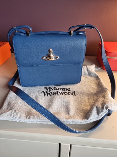 Preloved vivienne westwood - preloved,