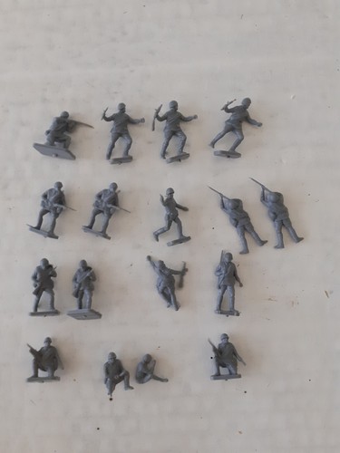 Vintage airfix toy soldiers - airfix,