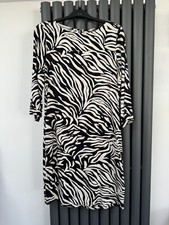 New Ex Chain Store black &