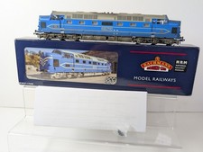 OO gauge Bachmann Deltic Prototype DP1 diesel locomotive-Weathered-32-521NRM.