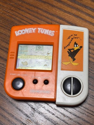 Grandstand looney tunes daffy - grandstand,
