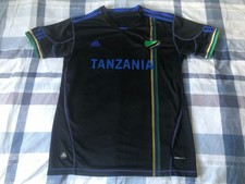 Black Tanzania Shirt Size Medium Adidas
