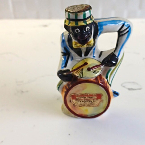 Drioli bottle drummer - drioli, drummer.