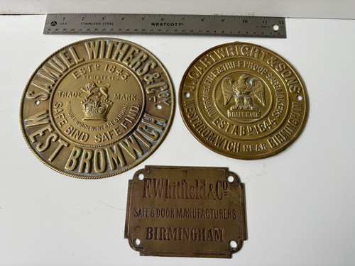 English brass safe plaques - 3,