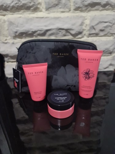 Ted baker wash bag - baker, minis