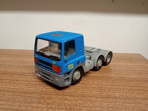 Corgi modern truck heavy - modern,