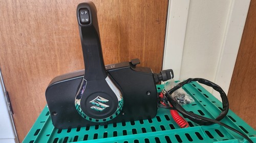 Suzuki outboard remote control
