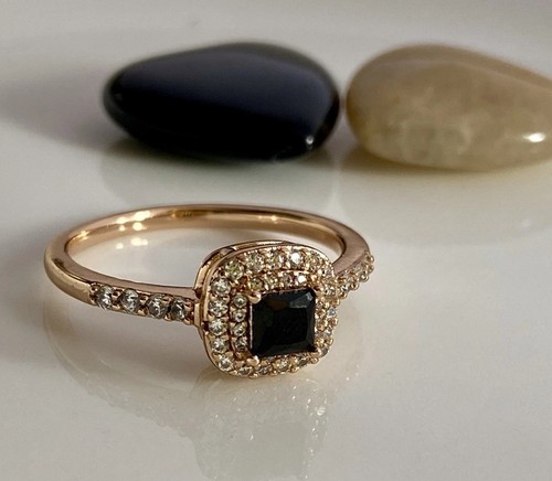 Gold plated black onyx - gold,