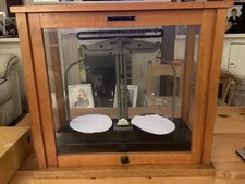 GRIFFIN & GEORGE LABORATORY