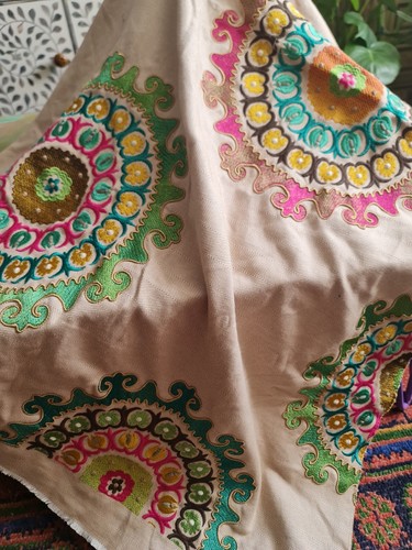 Colefax and fowler - and,