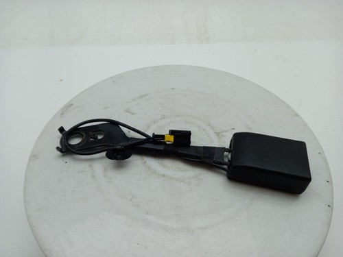 Vauxhall vivaro seat belt - vivaro,