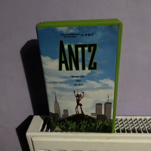 Antz dreamworks pictures - by,