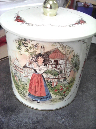 Vintage french biscuit tin - vintage,