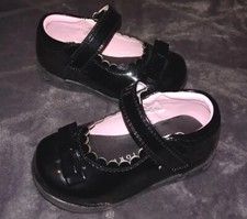 Miss Fiori Baby Girl's Black Patent Shiny Bow Detail Strappy Shoes UK 5 Sold Out
