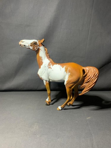 Artist resin model - ,