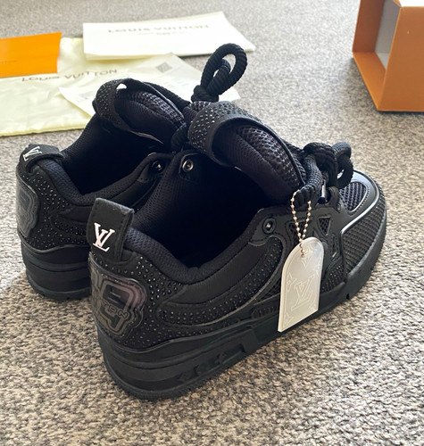 Louis vuitton men - black, low