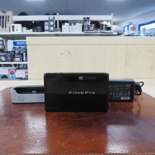 Used fujifilm finepix - used, z2