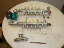 5 port underfloor heating manifold and pipe