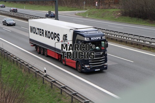 Truck photo scania 450 - s,