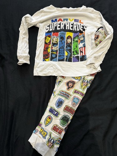Marvel superheroes pyjamas - h&m,