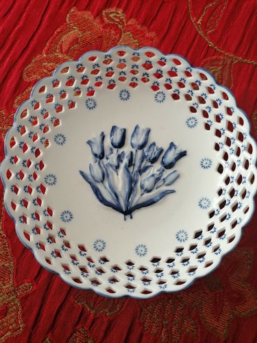 Delft blue handpainted - handpainted, lacy