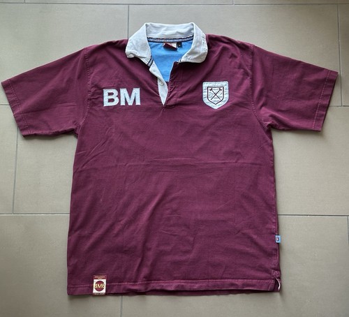 West ham united bobby moore - west,