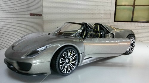 Scale porsche 918 concept - 1:24,