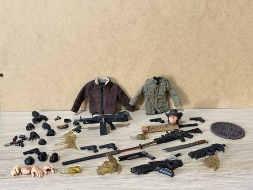 Mezco one accessories - mezco, +