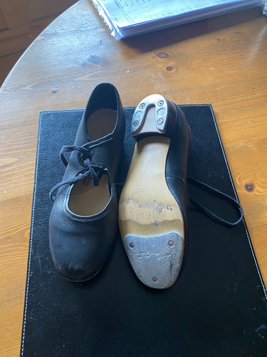 Girl tap shoes size - girl's, 1.5