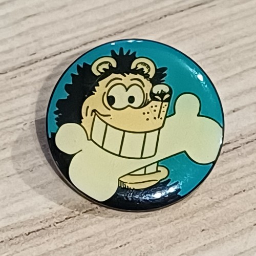 Beano gnasher badge comic - beano,