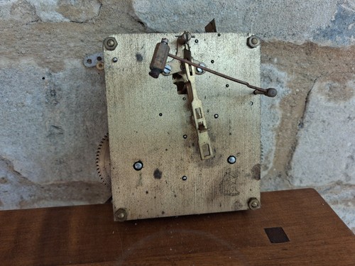 Perivale vintage clock - vintage,