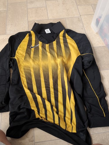 Retro goalkeeper top yellow - goalkeeper,