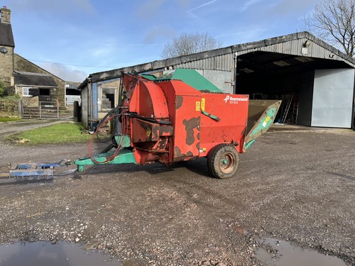 Kverneland 832 straw chopper - 832,