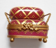 Limoges Peint Main Porcelain Vintage Sofa Couch Settee Trinket Box