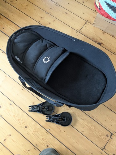 Bugaboo bee carrycot - 5,