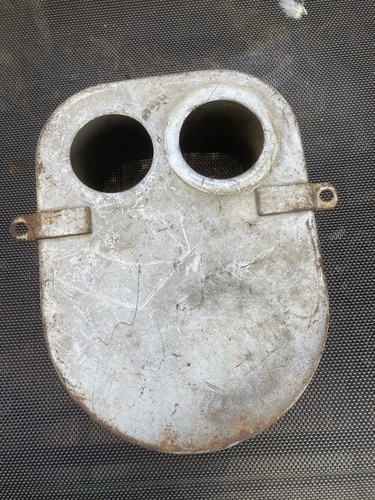 Norton commando front - front, airbox