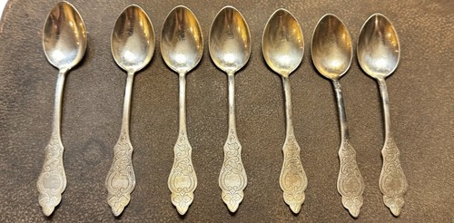 Vtg silverware small spoons - small,