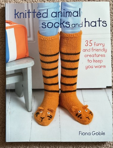 Knitting pattern book - knitting,