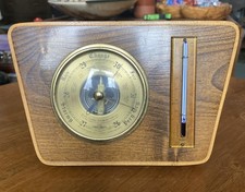 Mantelpiece barometer with - mantelpiece,