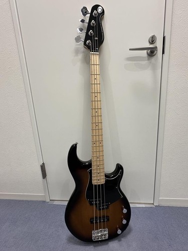 Yamaha electric bass - electric,