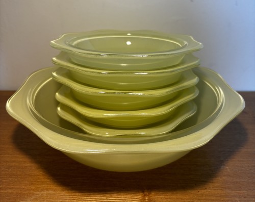 Vintage pyrex yellow spray - vintage,