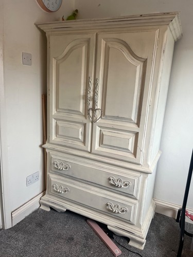Very good condition cream - very,