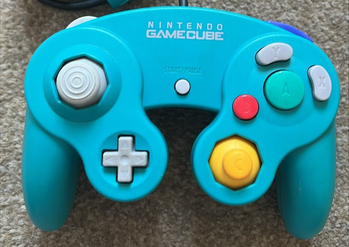 Official nintendo gamecube - nintendo,